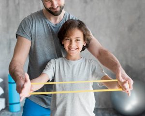 Los beneficios de contar con un entrenador personal para niños