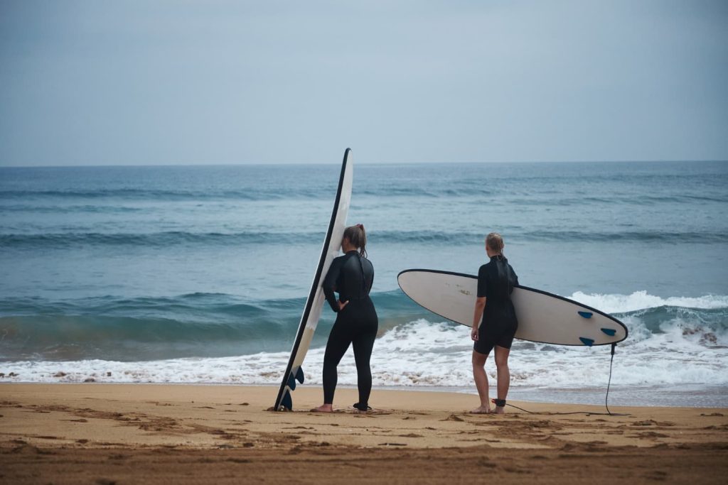Surf camp en Asturias Aprende a surfear en las mejores playas